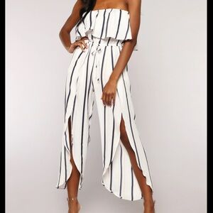 Mendocino flowy jumper with built in shorts size small